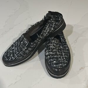NWOT Ron White Italy Boucle Black Slip on Lightweight Shoes Size 39 - US 8.5